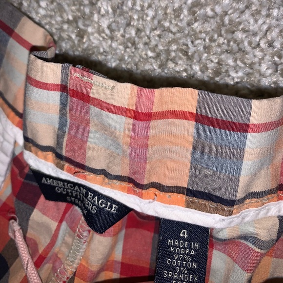American Eagle Multicolor Plaid shorts size 4 - Picture 7 of 10